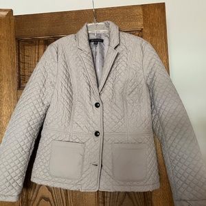 Quilted grey light jacket